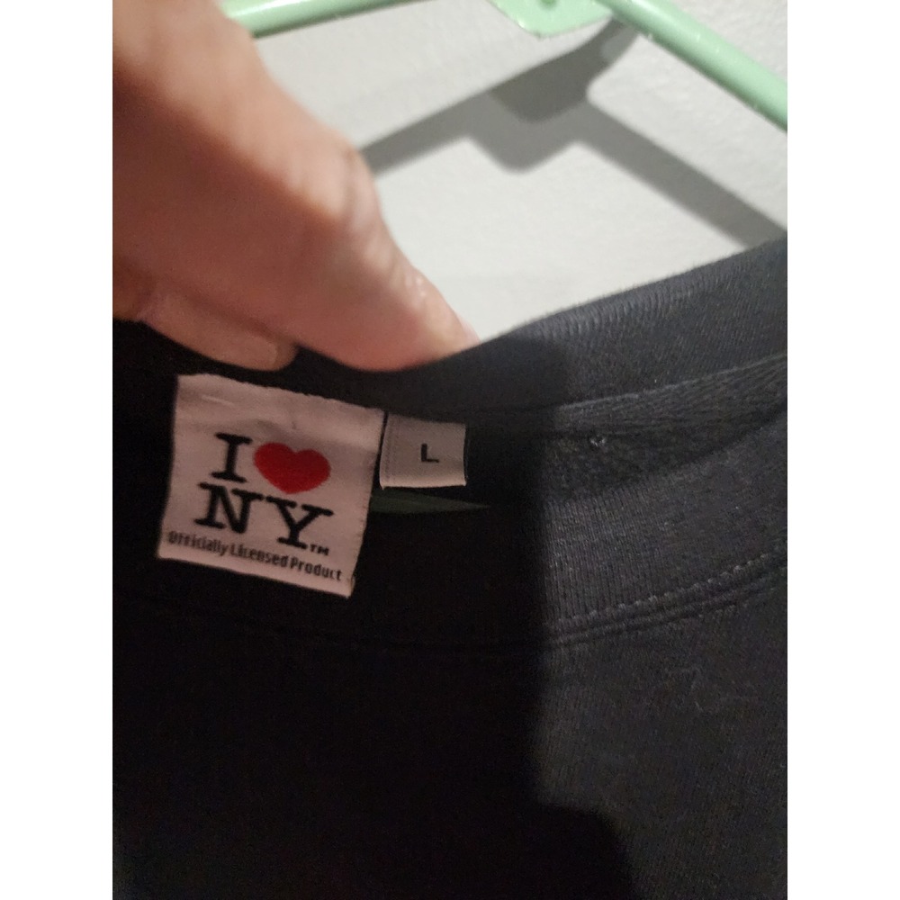 I Love NY Sweatshirt Black Crewneck Officially Licensed Heart Logo Large - Picture 3 of 3